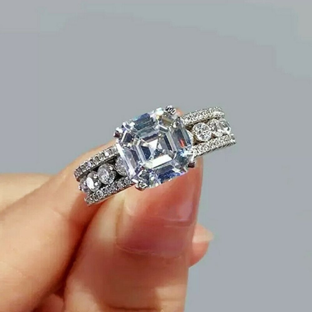 925 Silver White Sapphire Diamond Ring - Picture 1 of 4